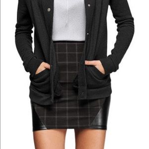 Victoria's Secret black plaid paneled ponte skirt